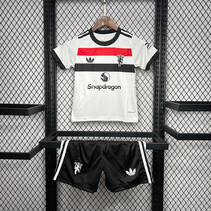 MANCHESTER UNITED II 2025 CONJUNTO INFANTIL