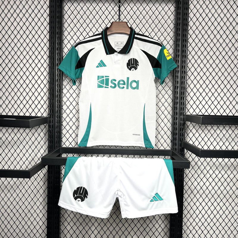 NEWCASTLE II 2025 CONJUNTO INFANTIL